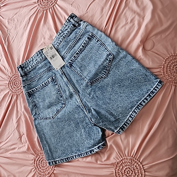 Mango - Mom fit high rise shorts Size 6 - Picture 2 of 3